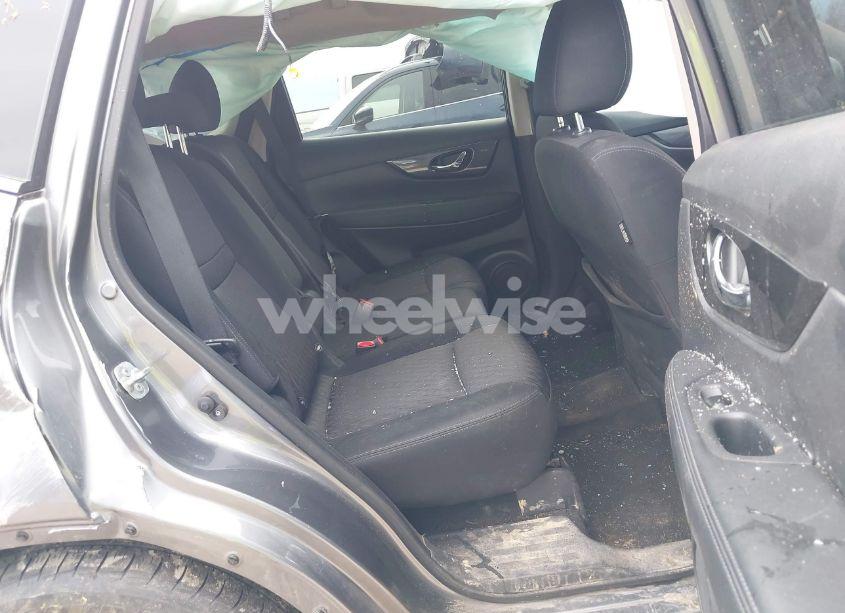 Photo 8 of 2018 Nissan Rogue SV (VIN KNMAT2MVXJP510555)