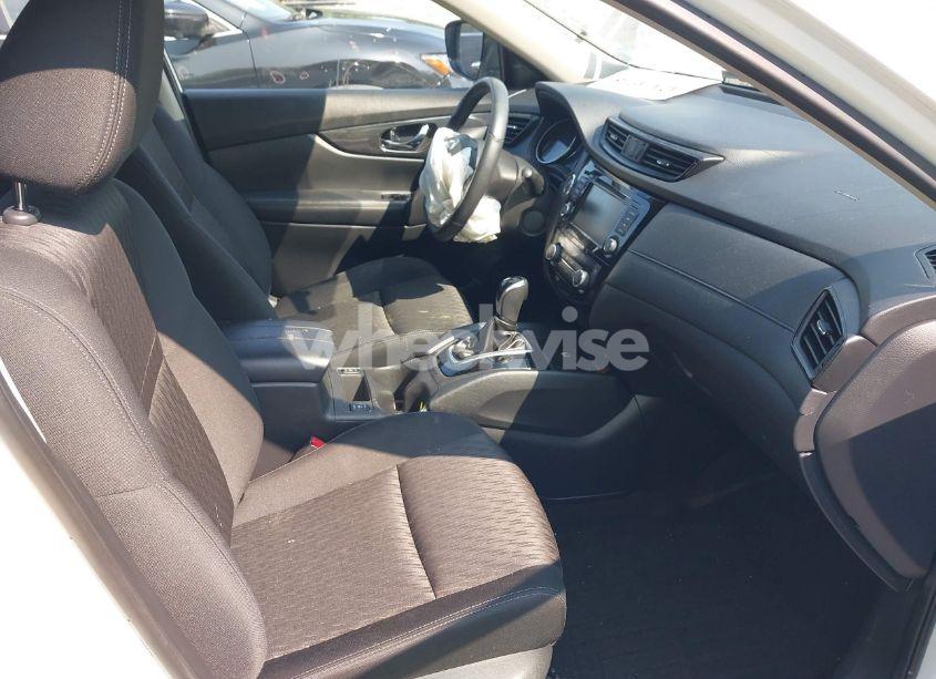 Photo 5 of 2018 Nissan Rogue SV (VIN KNMAT2MVXJP531325)