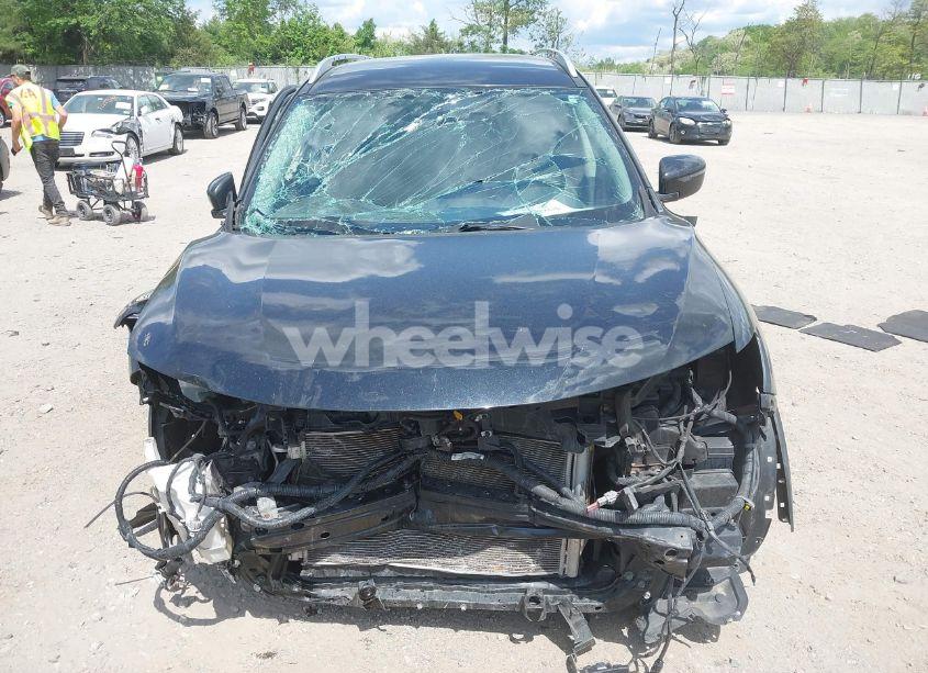 Photo 12 of 2018 Nissan Rogue SV (VIN KNMAT2MVXJP579066)