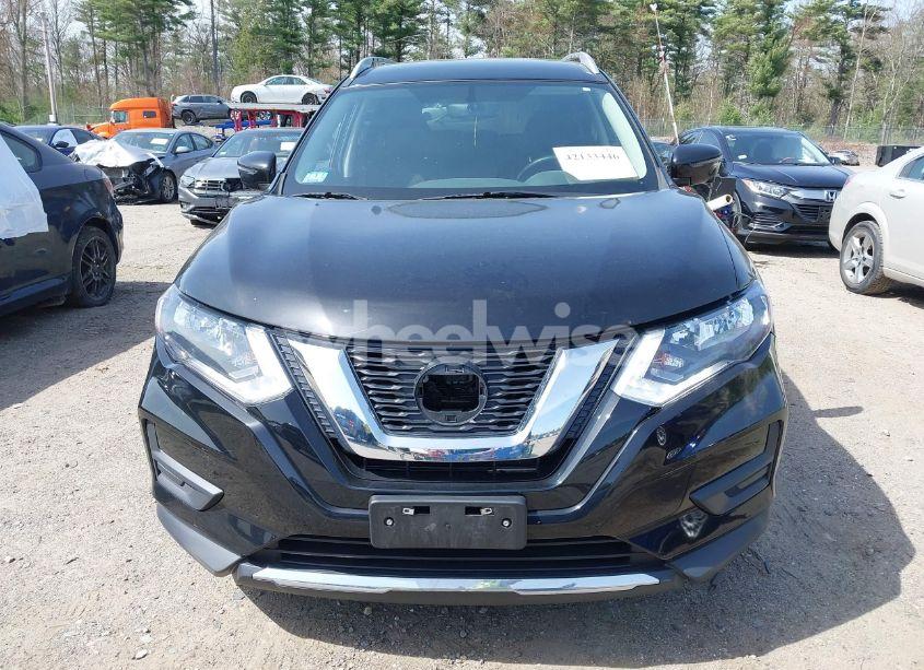 Photo 12 of 2018 Nissan Rogue SV (VIN KNMAT2MVXJP610705)
