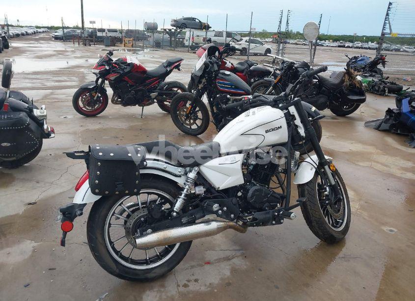 Photo 4 of 2022 Jiangsu Bd2 (VIN L2BB7AAK8NB330033)