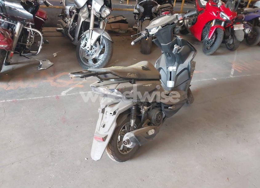 Photo 4 of 2022 Honda Pcx150 (VIN L5YTCKBRXN1166290)