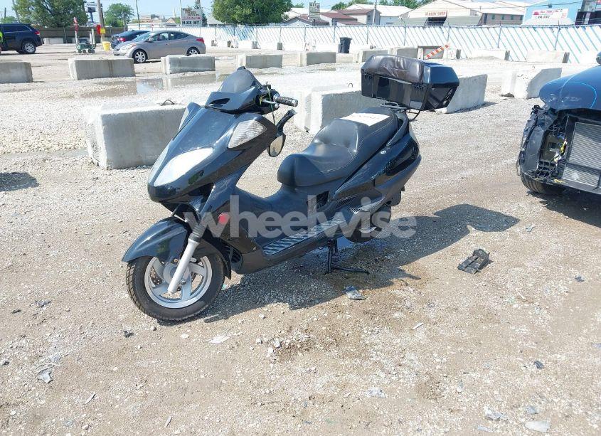 Photo 2 of 2011 Jonway Motorcycle N/A (VIN L8YTCKPB2BM050015)