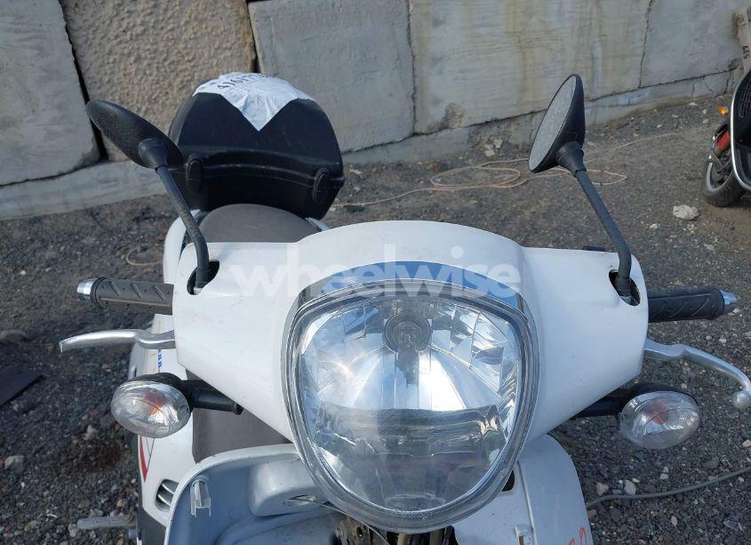 Photo 5 of 2020 Kymco Usa INC LIKE 200I (VIN LC2D2H122LC100398)