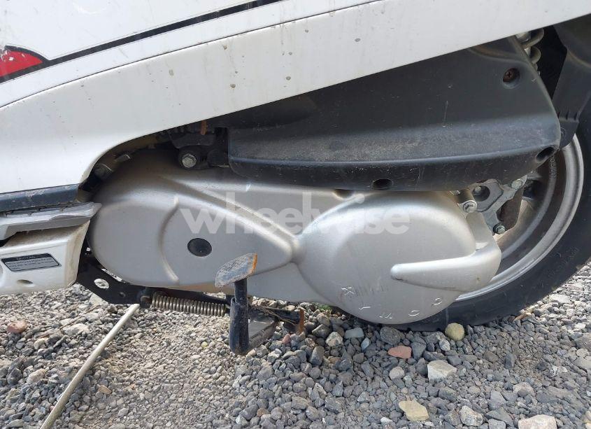 Photo 9 of 2020 Kymco Usa INC LIKE 200I (VIN LC2D2H122LC100398)