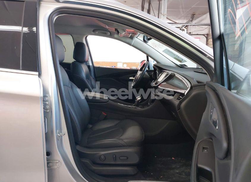 Photo 5 of 2019 Buick Envision AWD ESSENCE (VIN LRBFX2SA0KD010562)