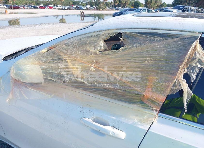 Photo 18 of 2018 Volvo S90 T6 MOMENTUM (VIN LVY992MK6JP031811)