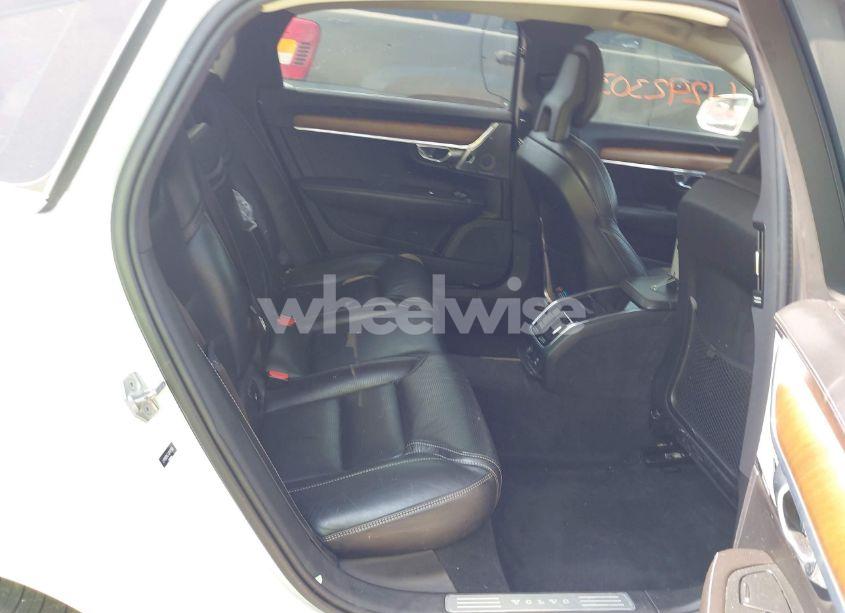 Photo 8 of 2018 Volvo S90 T6 INSCRIPTION (VIN LVY992ML7JP017988)