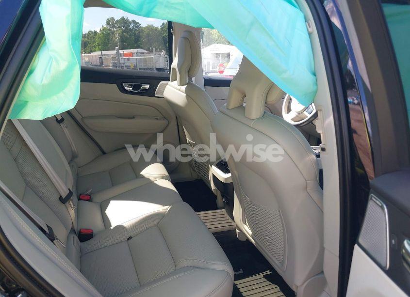 Photo 8 of 2019 Volvo Xc60 T5 INSCRIPTION (VIN LYV102DL2KB184884)