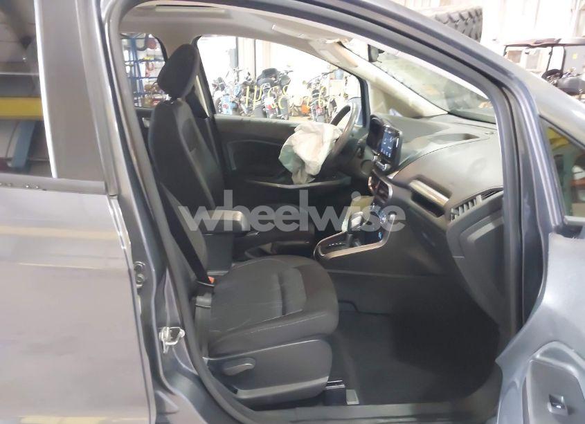 Photo 5 of 2019 Ford Ecosport SE (VIN MAJ3S2GE0KC303128)