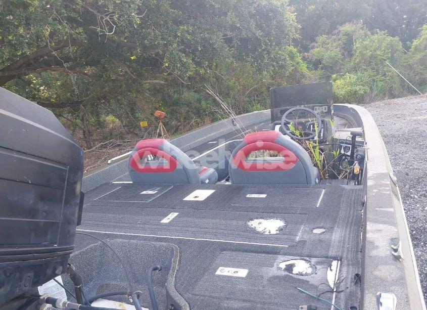 Photo 12 of 1988 Cajun Boat (VIN MBVF6014788)