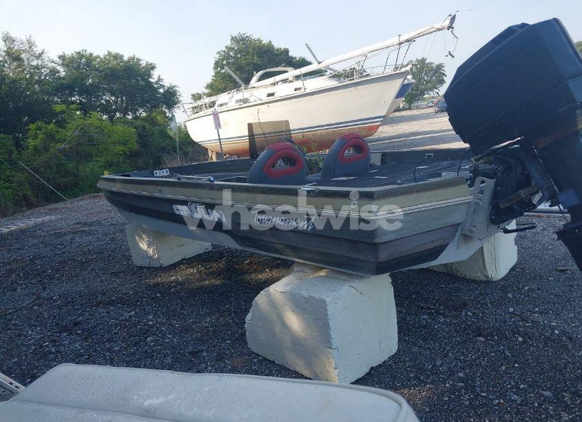 Photo 3 of 1988 Cajun Boat (VIN MBVF6014788)