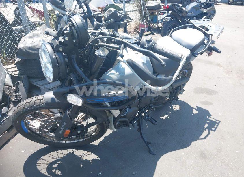 Photo 2 of 2025 Royal Enfield MOTORS HIMALAYAN 450 (VIN ME3BGK408SK500255)