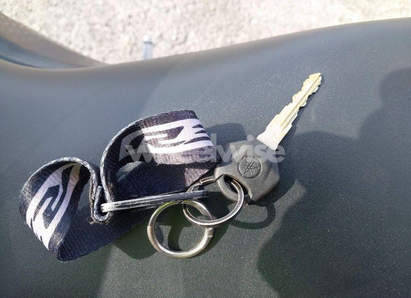 Photo 11 of 2020 Yamaha Yzfr3 A (VIN MH3RH18Y1LK004827)