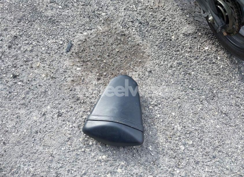 Photo 12 of 2020 Yamaha Yzfr3 A (VIN MH3RH18Y1LK004827)