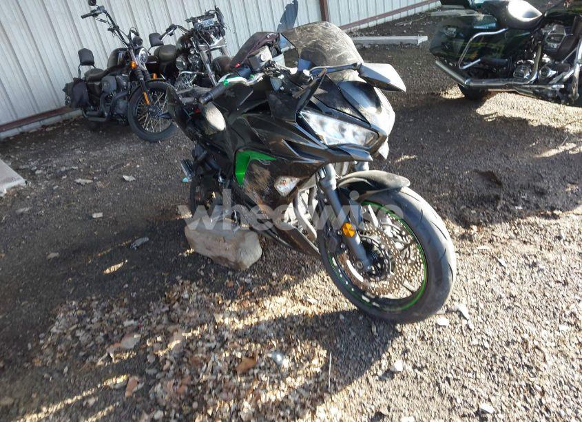 2022 Kawasaki Ex650 M (VIN ML5EXEM17NDA66155) main photo