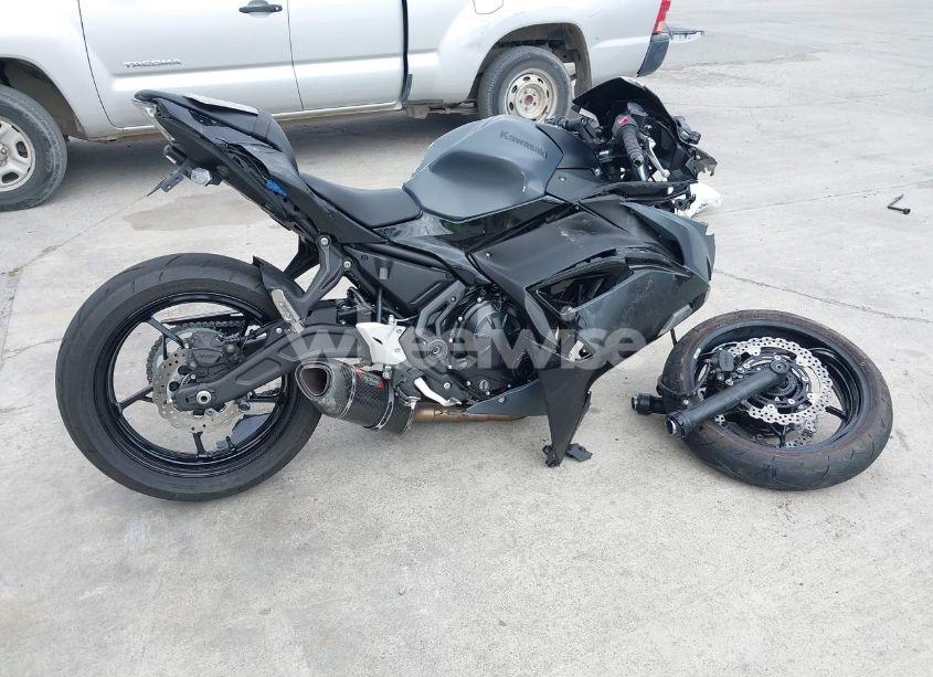 Photo 12 of 2024 Kawasaki Ex650 P (VIN ML5EXEP10RDAC3208)