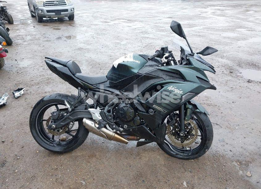 Photo 13 of 2025 Kawasaki Ex650 P (VIN ML5EXEP19SDAD6366)