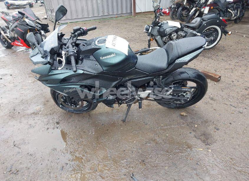 Photo 14 of 2025 Kawasaki Ex650 P (VIN ML5EXEP19SDAD6366)