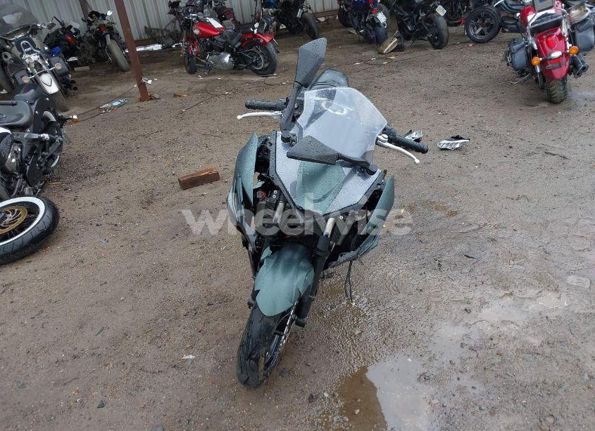 Photo 5 of 2025 Kawasaki Ex650 P (VIN ML5EXEP19SDAD6366)