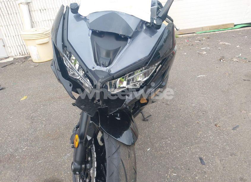 Photo 15 of 2025 Kawasaki Ex650 R (VIN ML5EXER19SDAF9627)