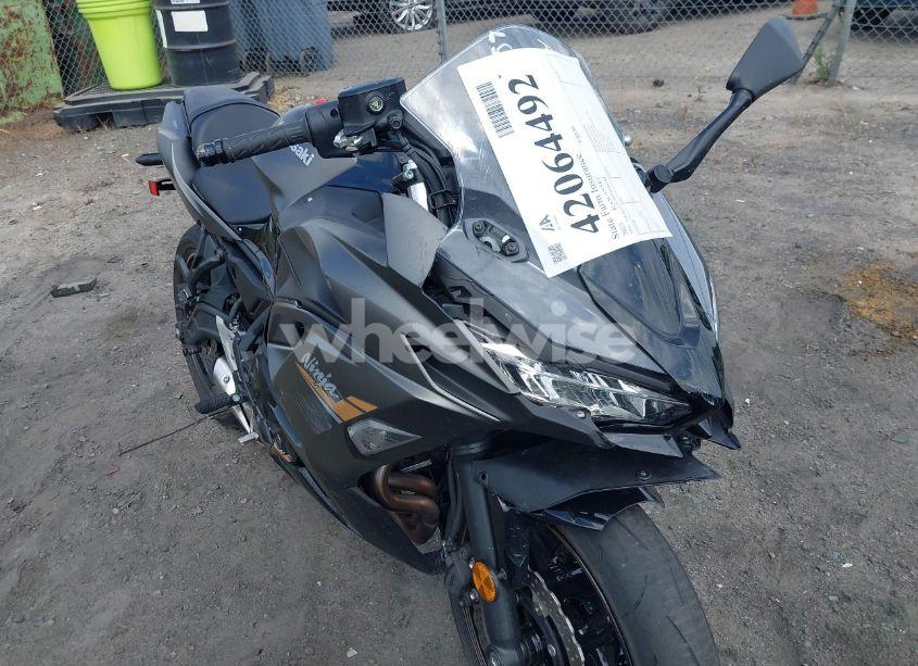 Photo 15 of 2023 Kawasaki Ex650 R (VIN ML5EXER1XPDA85584)