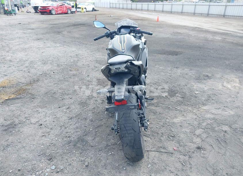 Photo 6 of 2023 Kawasaki Ex650 R (VIN ML5EXER1XPDA85584)