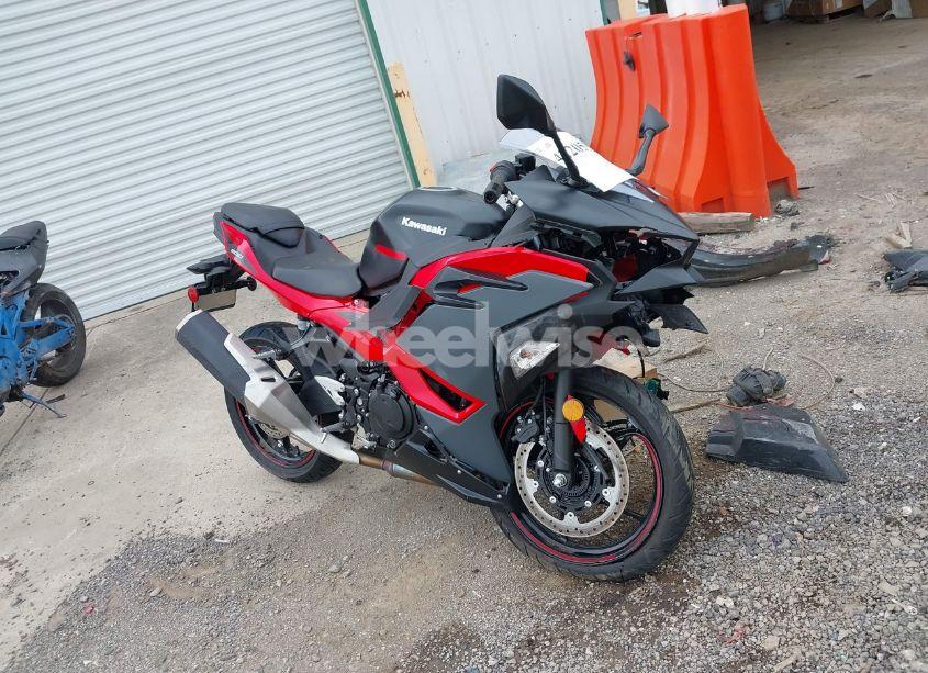 2024 Kawasaki Ex500 (VIN ML5EXGG14RDA00983) main photo