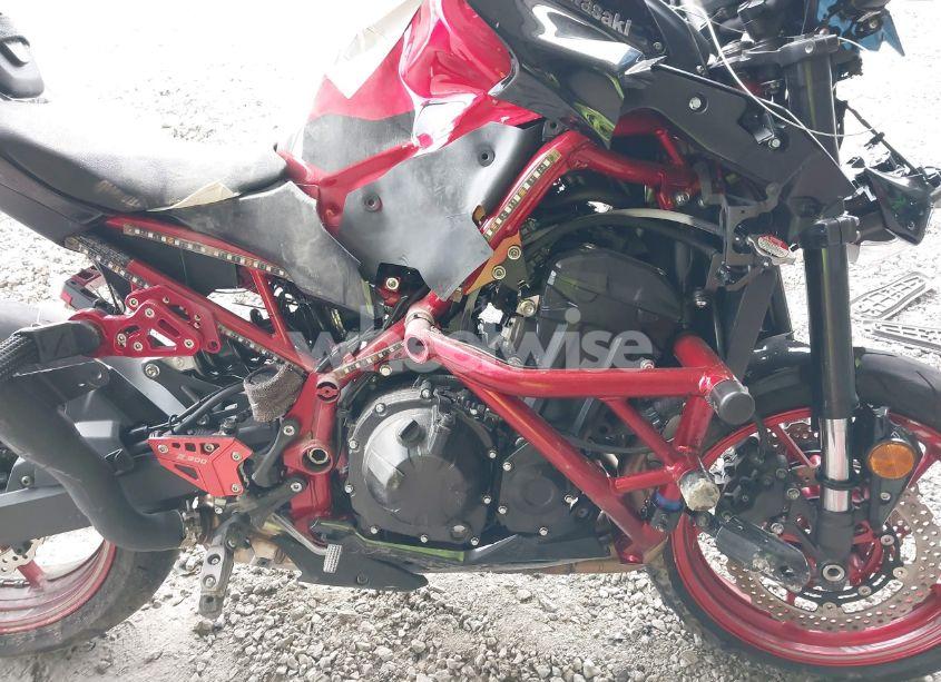 Photo 8 of 2024 Kawasaki Zr900 F (VIN ML5ZRDF12RDA67805)