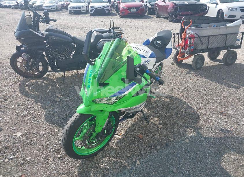 Photo 2 of 2024 Kawasaki Zx400 S (VIN ML5ZXCS18RDA17139)