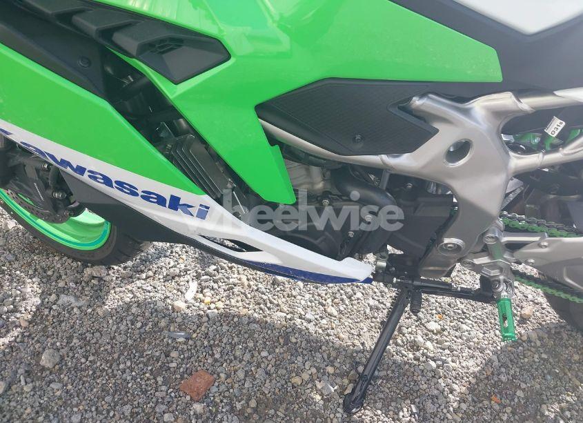 Photo 9 of 2024 Kawasaki Zx400 S (VIN ML5ZXCS18RDA17139)