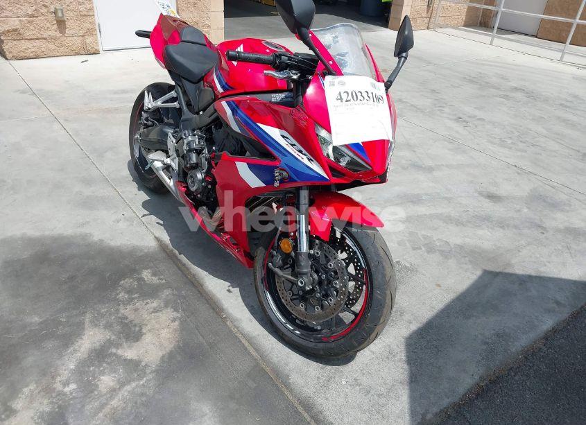 2024 Honda Cbr650 R (VIN MLHRH155XR5001633) main photo