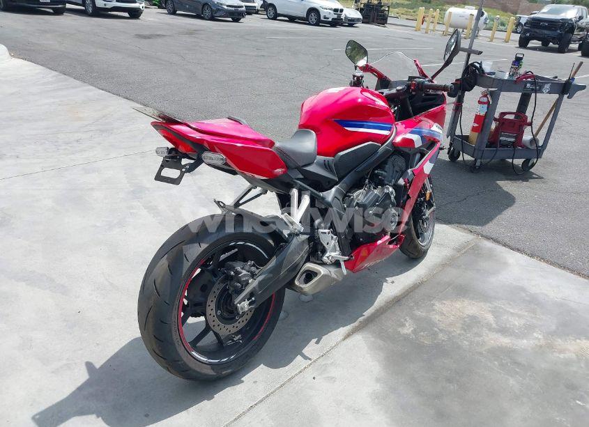 Photo 4 of 2024 Honda Cbr650 R (VIN MLHRH155XR5001633)