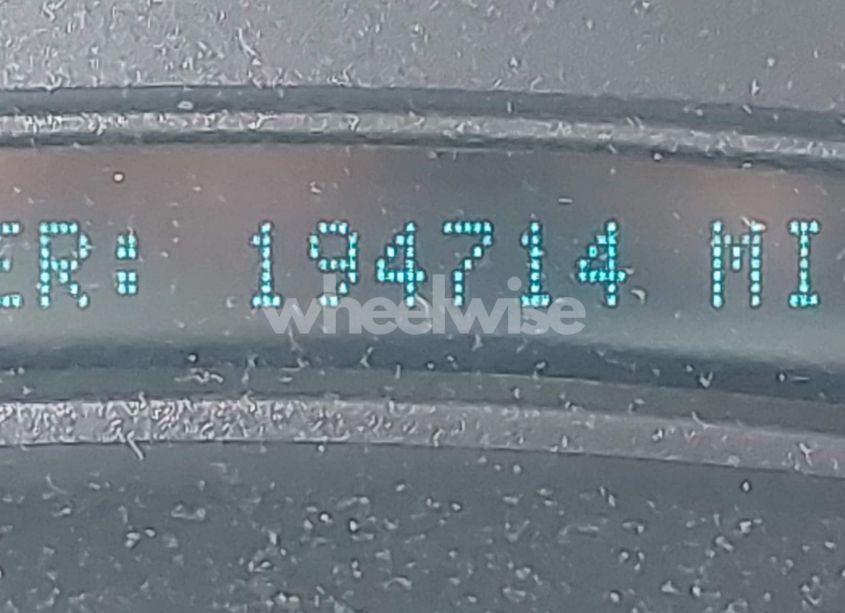 Photo 12 of 2003 Cadillac Escalade (VIN MVIN319038IND)