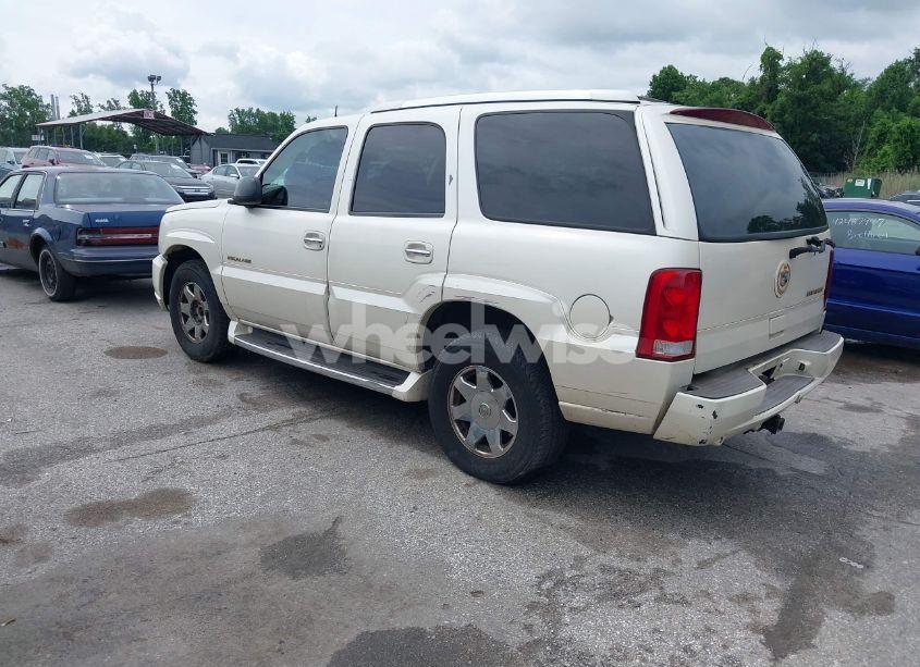 Photo 3 of 2003 Cadillac Escalade (VIN MVIN319038IND)