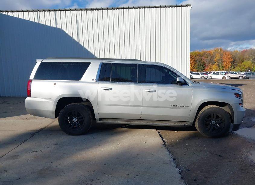 Photo 13 of 2015 Chevrolet Suburban 1500 LT (VIN MVIN388991IND)