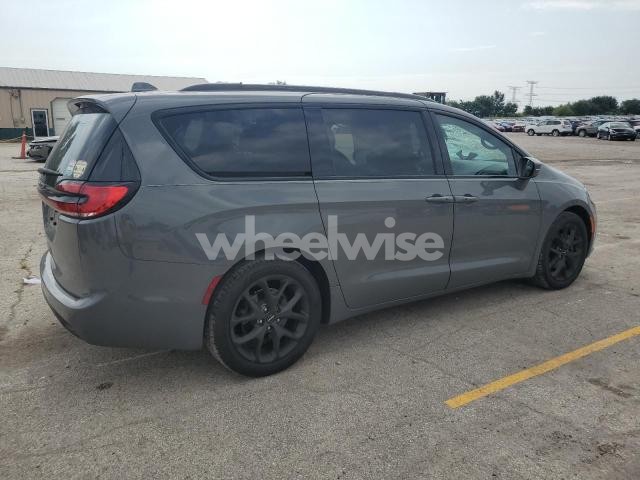 Photo 3 of 2021 CHRYSLER PACIFICA TOURING (VIN N2C4RC1FG2MR58566)