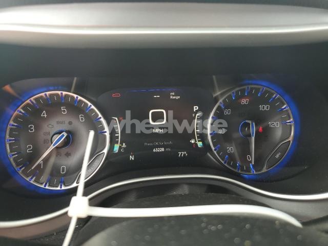 Photo 6 of 2021 CHRYSLER PACIFICA TOURING (VIN N2C4RC1FG2MR58566)