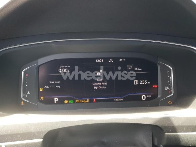 Photo 8 of 2022 VOLKSWAGEN TIGUAN SEL R-LINE (VIN N3VV4B7AX3NM00252)