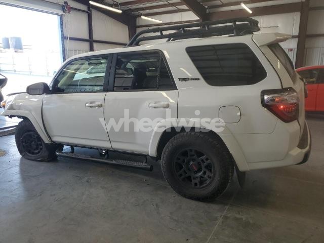 Photo 7 of 2024 TOYOTA 4RUNNER SR5 PREMIUM (VIN NJTELU5JR4R623605)