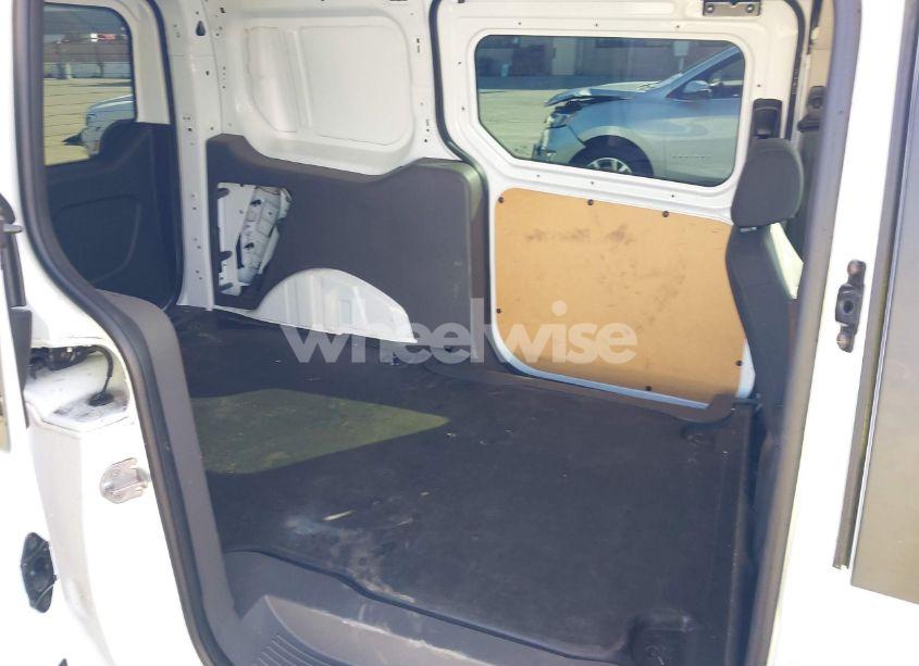 Photo 8 of 2019 Ford Transit CONNECT XLT (VIN NM0LE7F27K1389553)