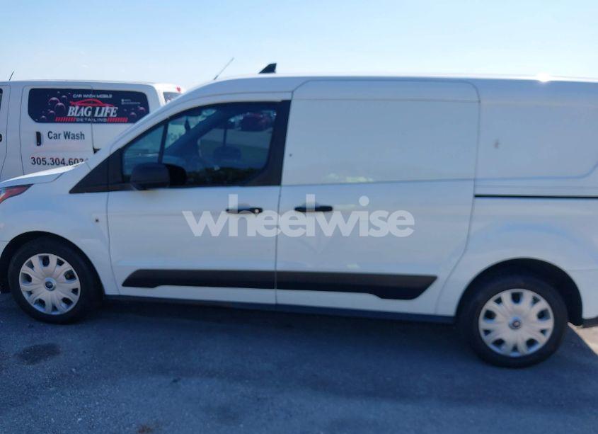 Photo 14 of 2019 Ford Transit CONNECT XLT (VIN NM0LE7F28K1400320)