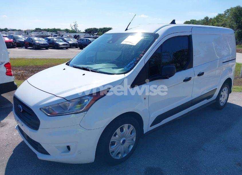 Photo 2 of 2019 Ford Transit CONNECT XLT (VIN NM0LE7F28K1400320)