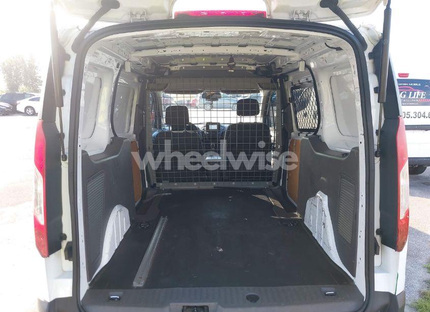 Photo 8 of 2019 Ford Transit CONNECT XLT (VIN NM0LE7F28K1400320)