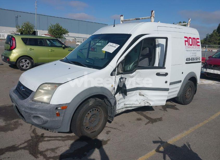 Photo 2 of 2013 Ford Transit CONNECT XL (VIN NM0LS7AN1DT139968)
