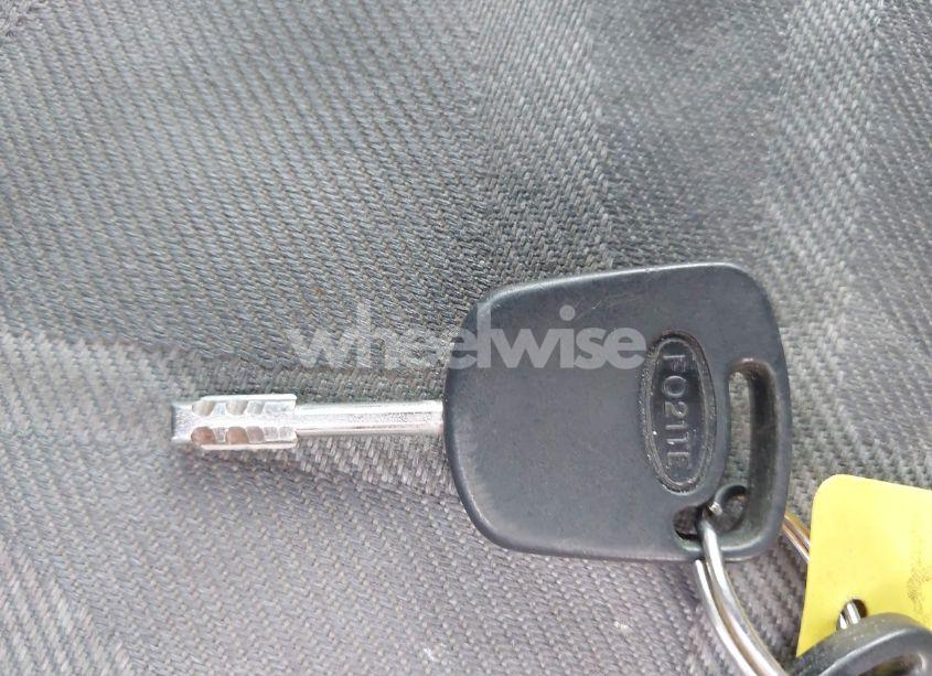 Photo 11 of 2010 Ford Transit CONNECT XL (VIN NM0LS7CN2AT014440)