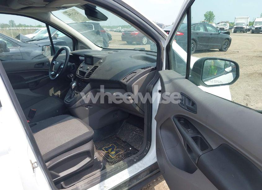 Photo 5 of 2019 Ford Transit CONNECT XL (VIN NM0LS7E24K1395580)