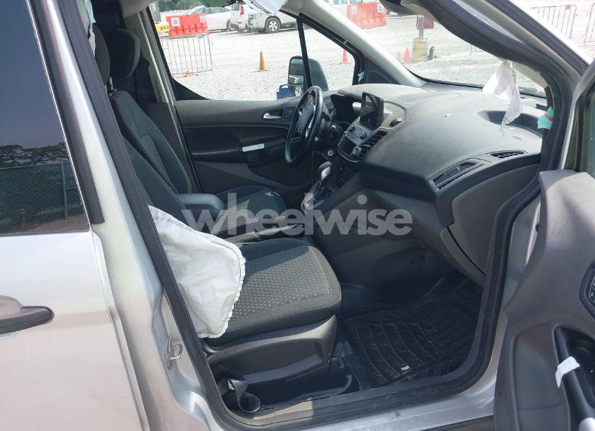 Photo 5 of 2019 Ford Transit CONNECT XLT (VIN NM0LS7F24K1408522)