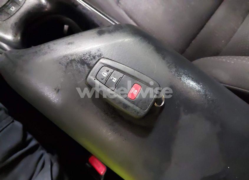 Photo 11 of 2018 Toyota C-hr XLE PREMIUM (VIN NMTKHMBX0JR039509)