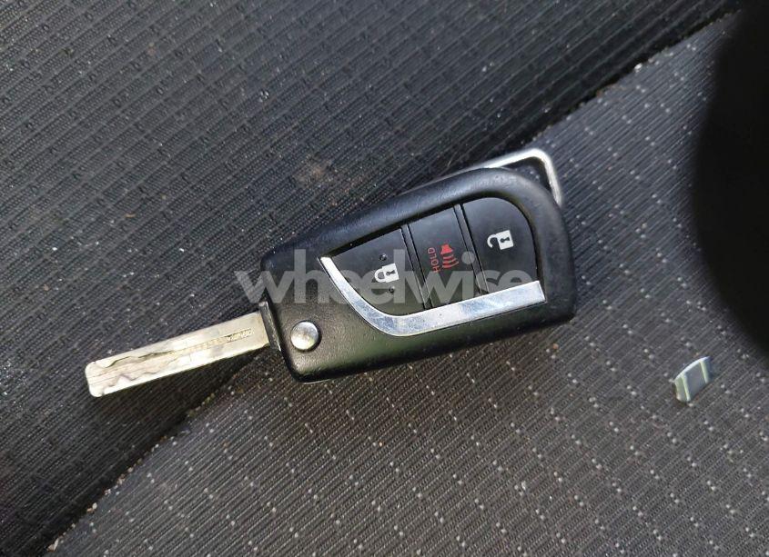 Photo 11 of 2019 Toyota C-hr LE (VIN NMTKHMBX1KR090955)